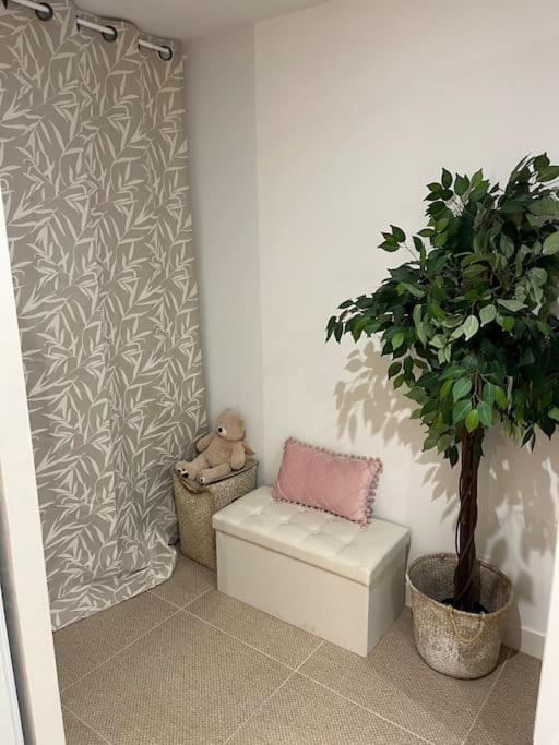 Appartement Fontaine De Vaucluse מראה חיצוני תמונה